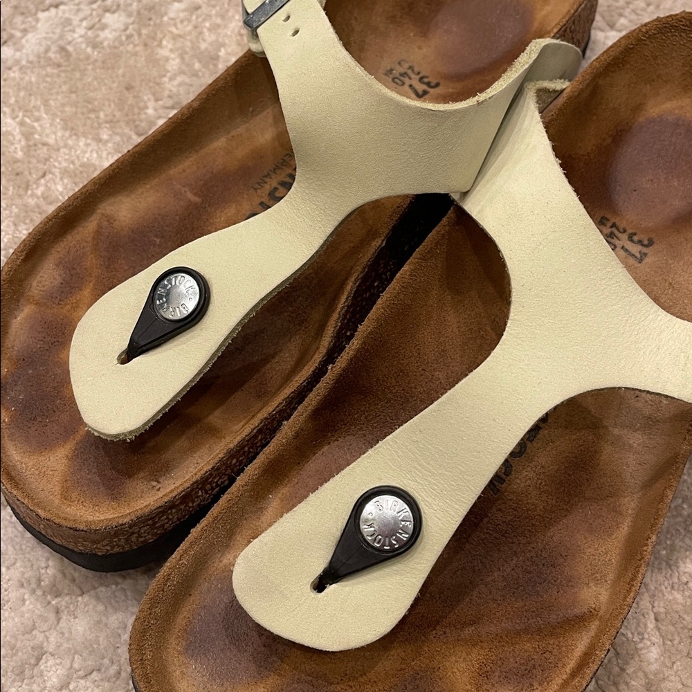 Birkenstock Size 37 - Picture 3 of 8